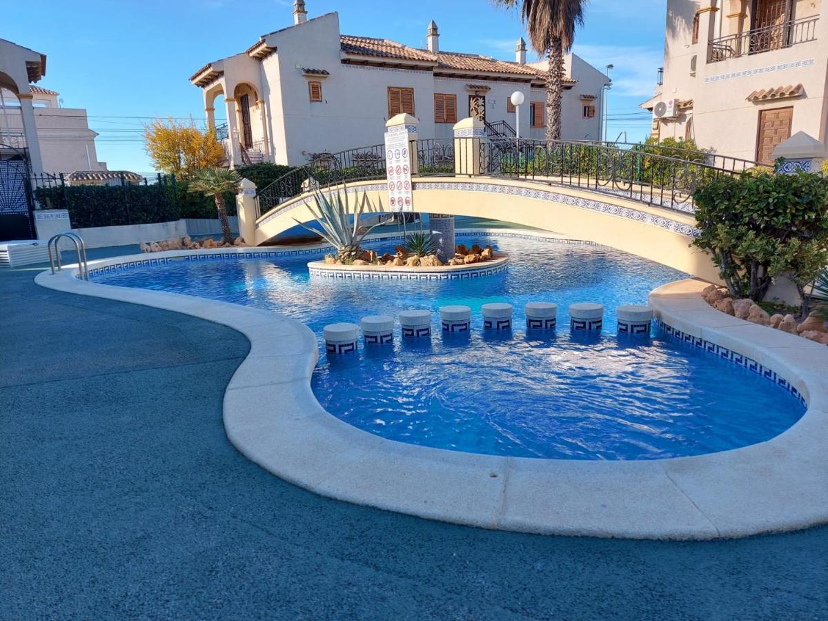 Casa Chloe, Urbanizacion Privada Villa Torrevieja Exterior photo