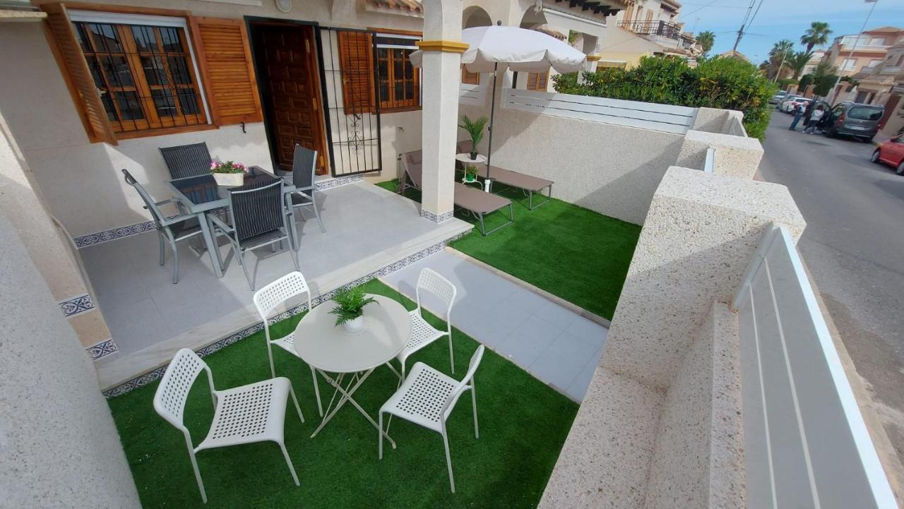 Casa Chloe, Urbanizacion Privada Villa Torrevieja Exterior photo